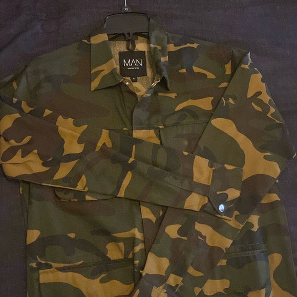 Camo button up - Picture 1 of 3